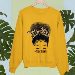 Afro Mom Life Messy Bun Leopard Funny Black Mom Mothers Day T-Shirt