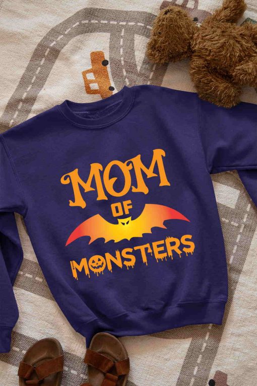 MOM Halloween T Shirt