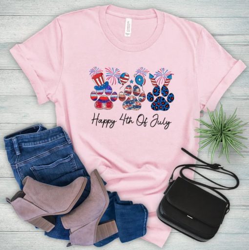Happy 4th Of July Dog Lover, Leopard Patriotic Dog Paw, American Dog Mom T Shirt