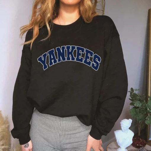 New York Yankees Crewneck, Baseball Team, Yankees T-shirt