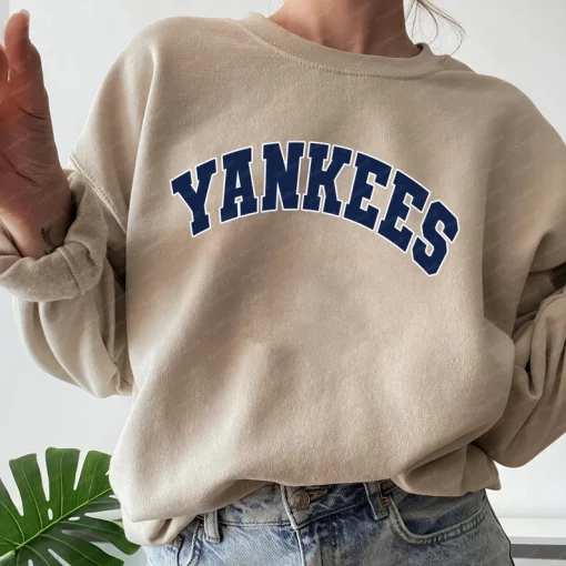 New York Yankees Crewneck, Baseball Team, Yankees T-shirt