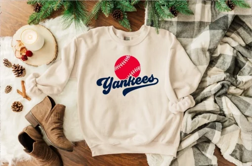 New York Yankees Crewneck, New York Yankees Champions Sweatshirt