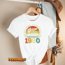 42 Years Old Gifts Awesome Since August 1980 42nd Birthday T-Shirt