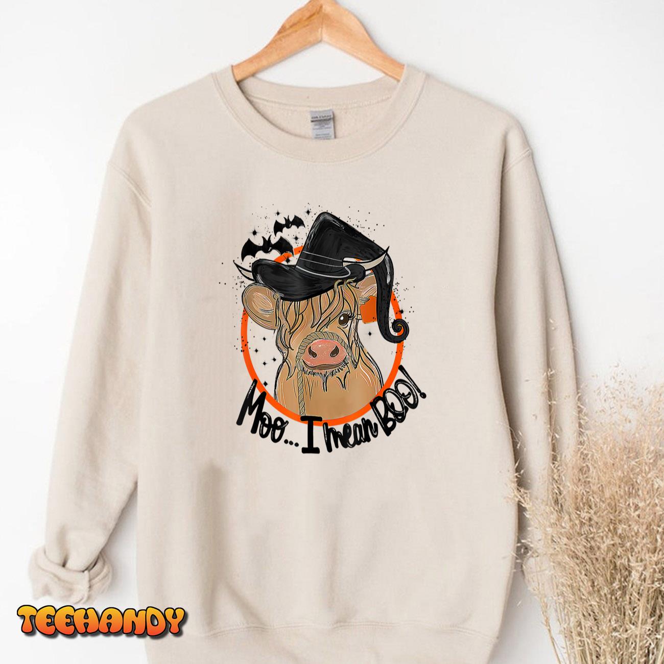 Funny Cow Witch Halloween Moo I Mean Boo T-Shirt