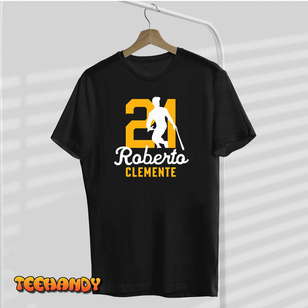 Remembering Basebal Legend Roberto Clemente T-Shirt