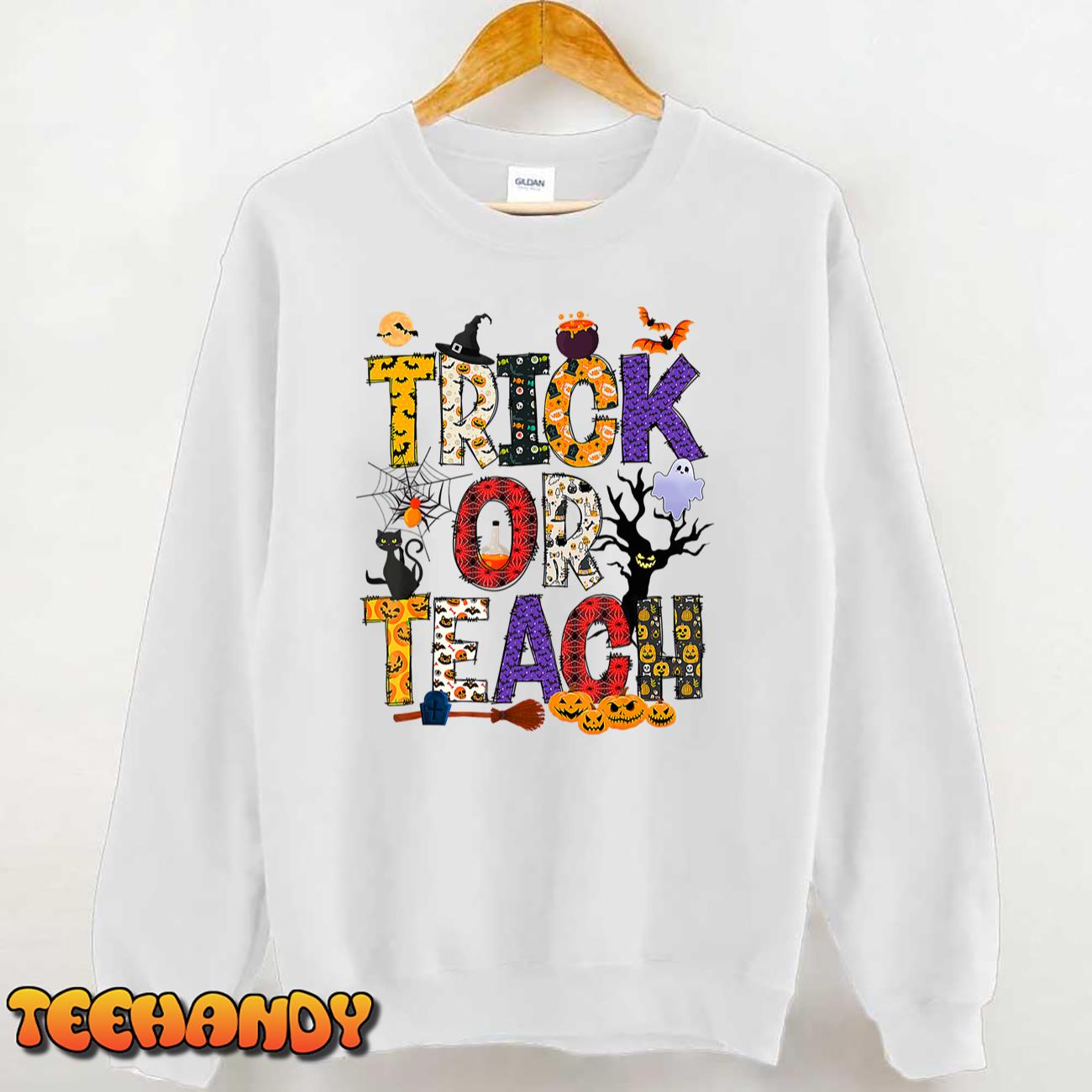 Retro Trick Or Teach Teacher Halloween Costume Men Women T-Shirt