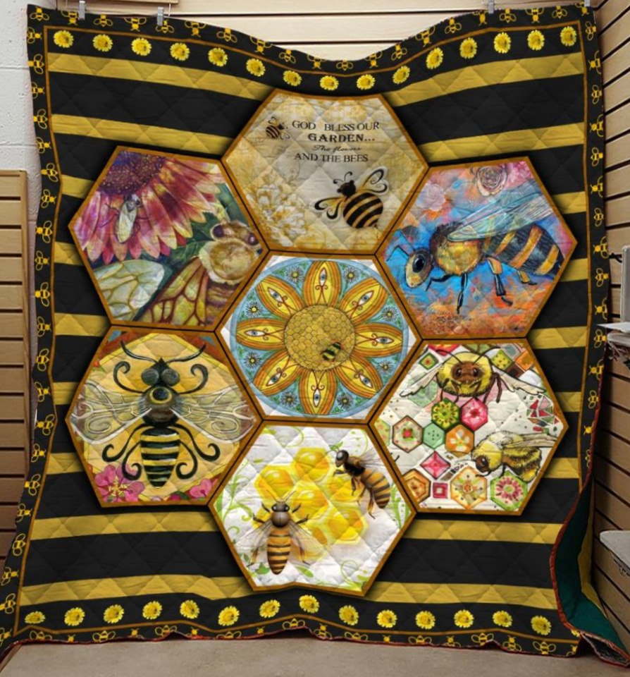 Bee God Bless Our Garden 3D Quilt Blanket