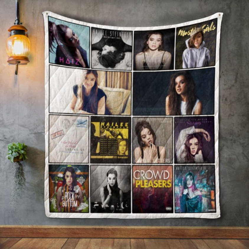 Hailee Steinfeld Album Retro Quilt Blanket