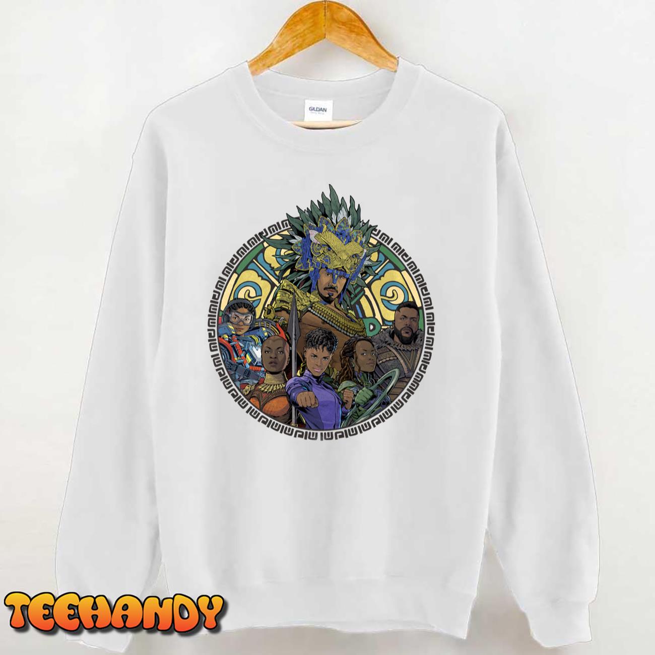 Marvel Black Panther Wakanda Forever Group Shot Circled Sweatshirt