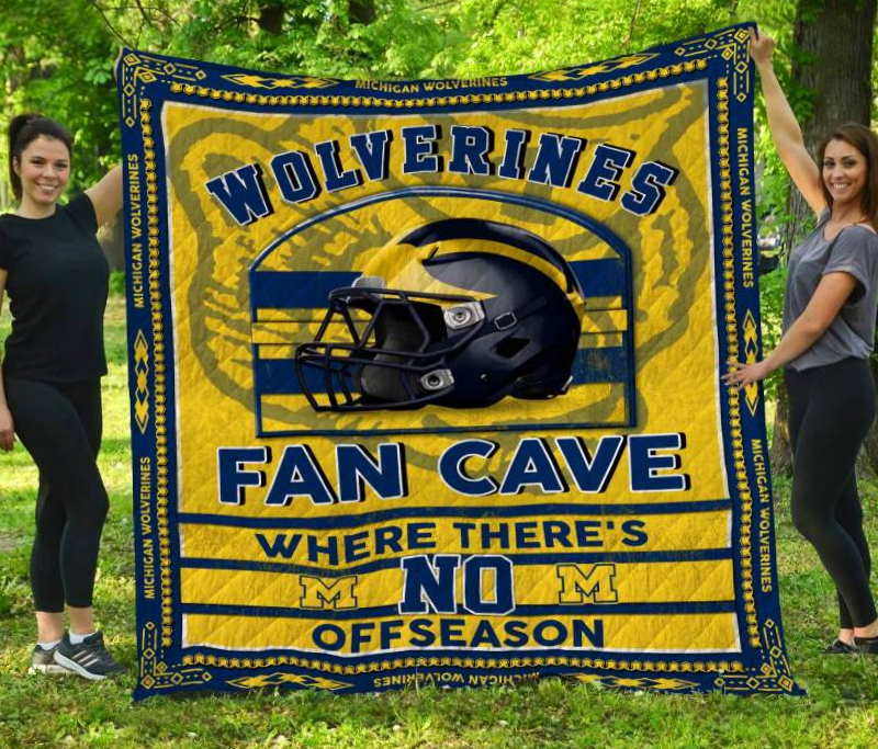 Michigan Wolverines 3D Quilt Blanket