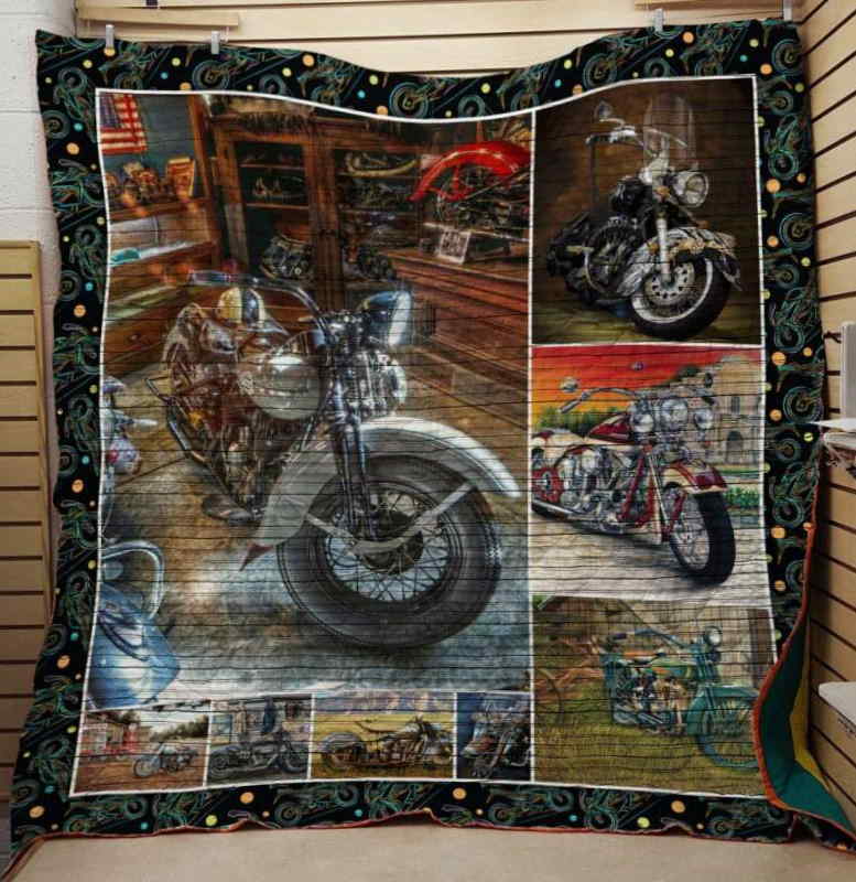 Motorcycle Strong Wheels Quilt Blanket