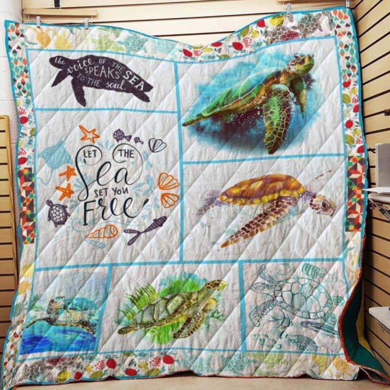 Turtle Set You Free Quilt Blanket