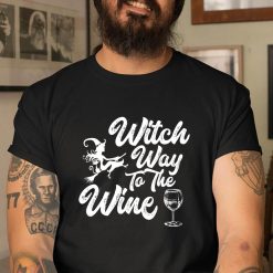 Witch Way to The Wine Funny Halloween Wine Lovers Witch Pun T-Shirt