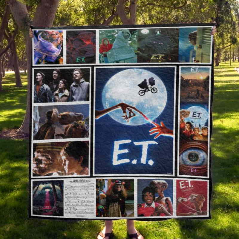 E.T The Extra Terrestrial Quilt Blanket