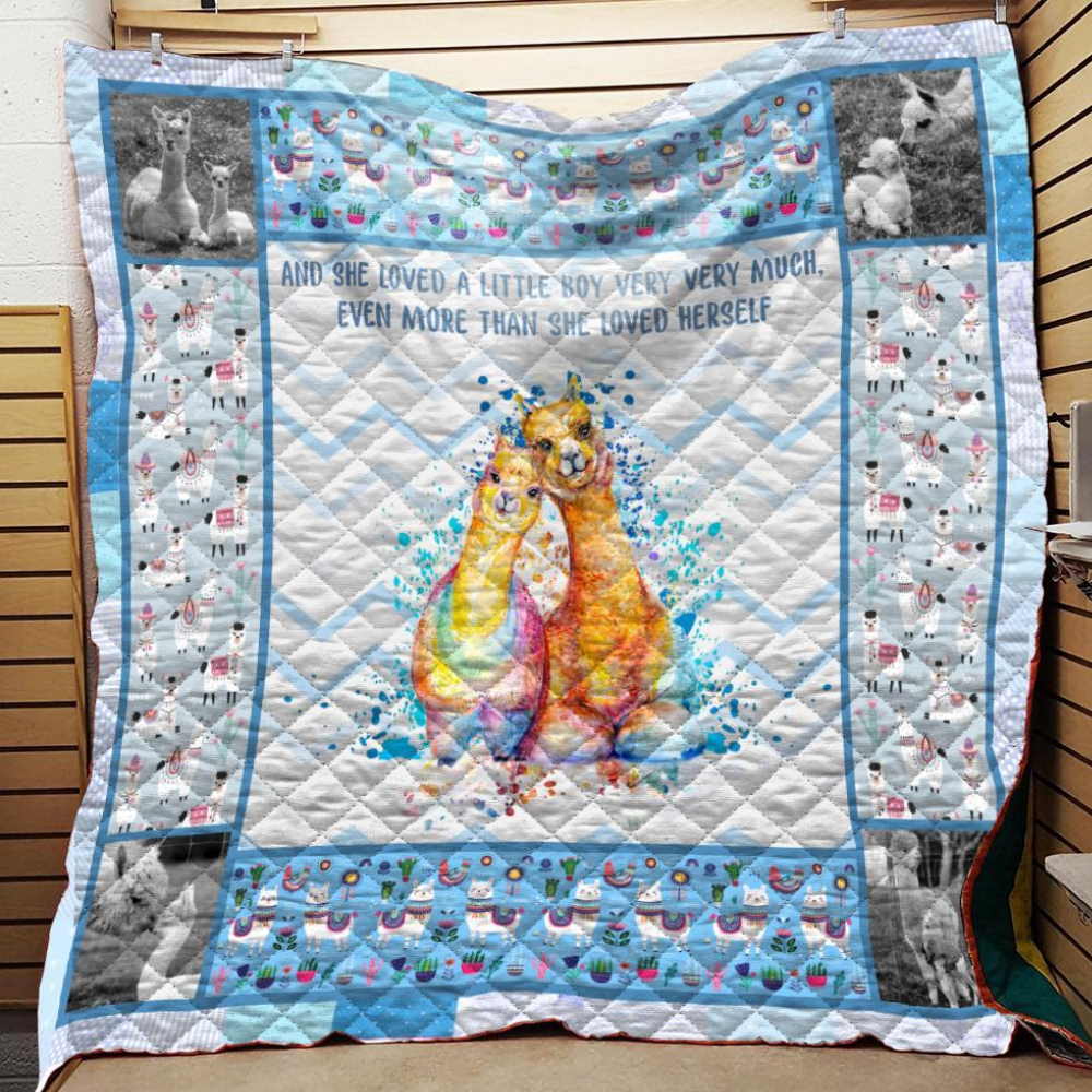 Blue Alpaca Mama 3D Quilt Blanket