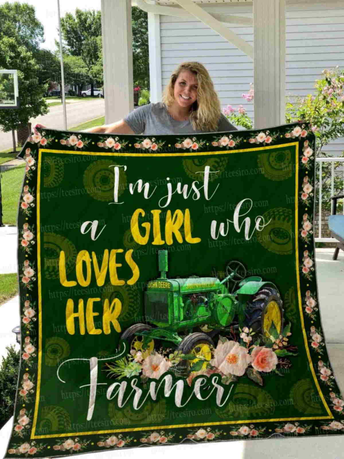 Girl Loves Farmers Quilt Blanket