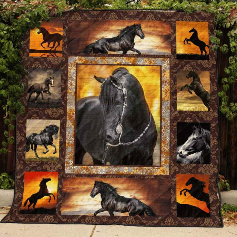 Horse Black Horse Christmas, Christmas Gifts, Merry Christmas, Holiday Gifts Quilt Blanket