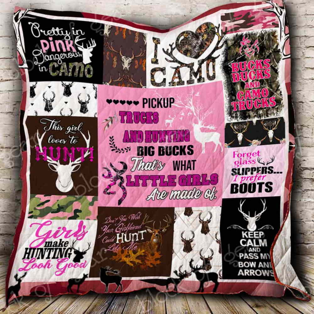 Hunting Girl Quilt Blanket