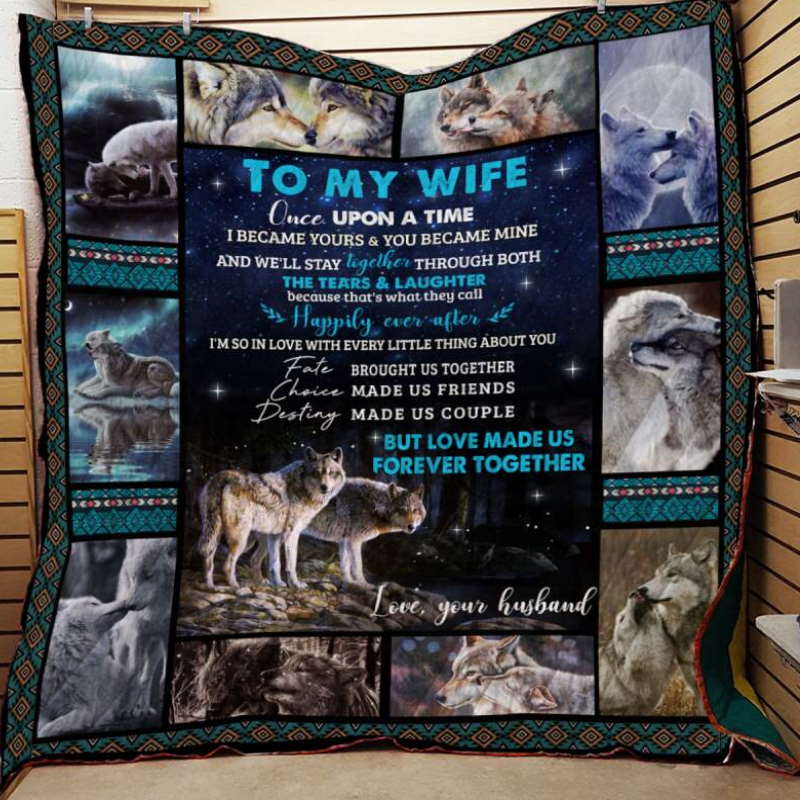 I’M So In Love With Every Little Thing About You Wolf Quilt Blanket