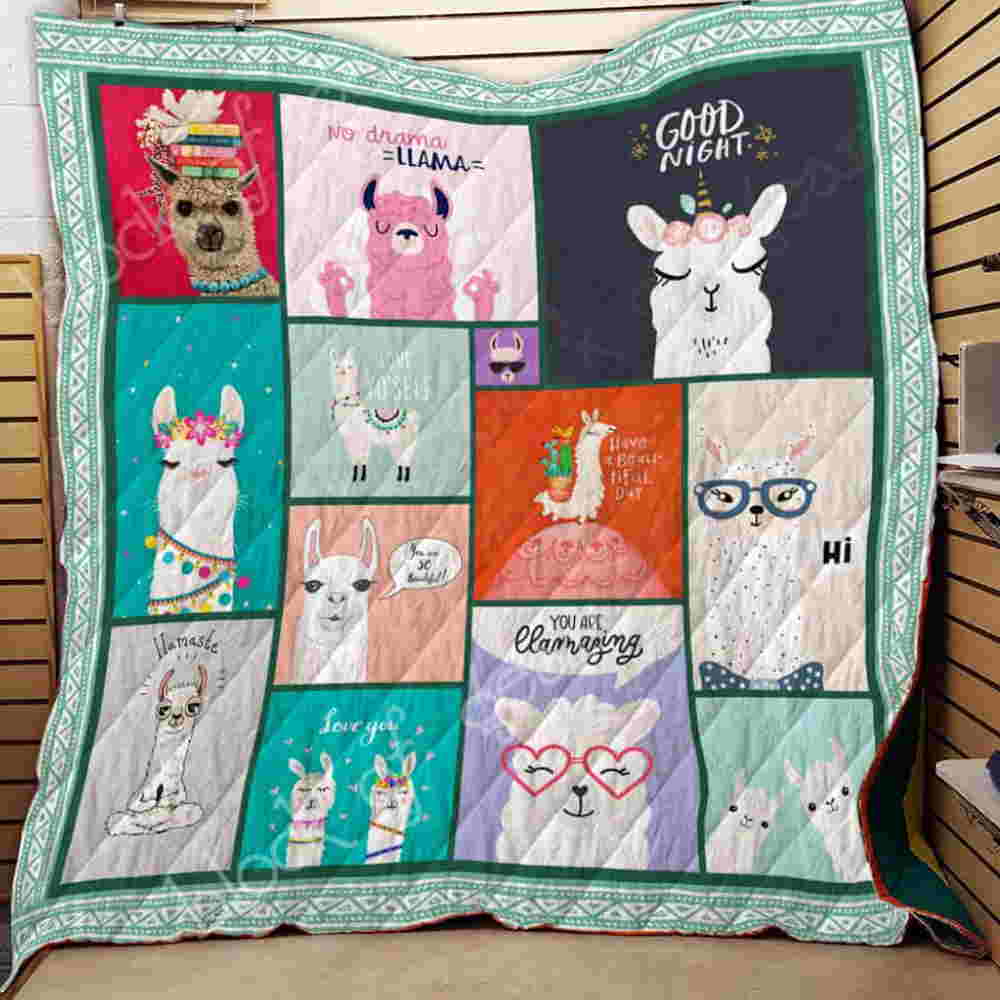 No Drama Llama Quilt Blanket