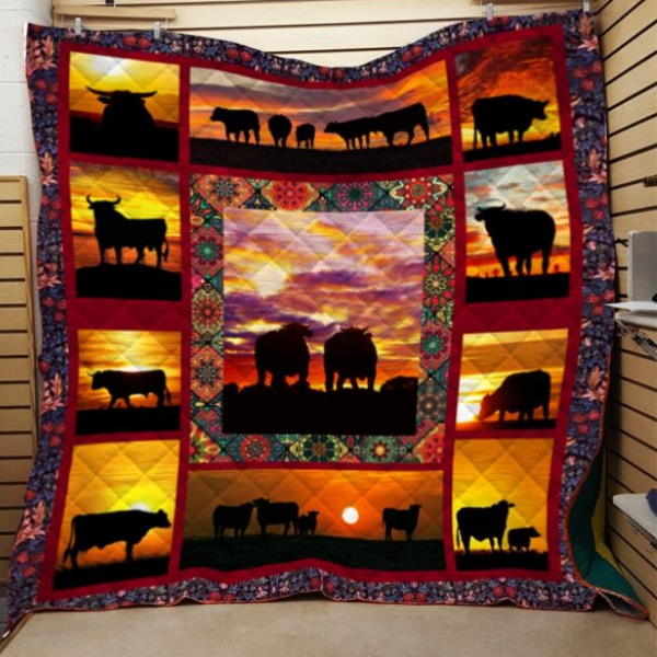 Osborne Bull Sunset Quilt Blanket