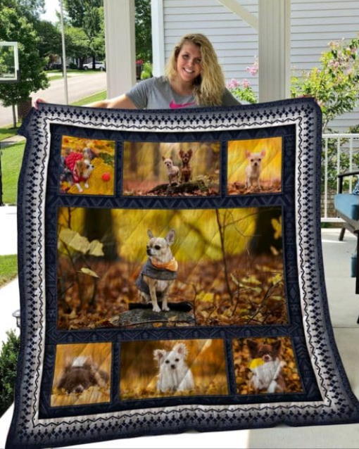 Small Chihuahua With Big Love Quilt Blanket