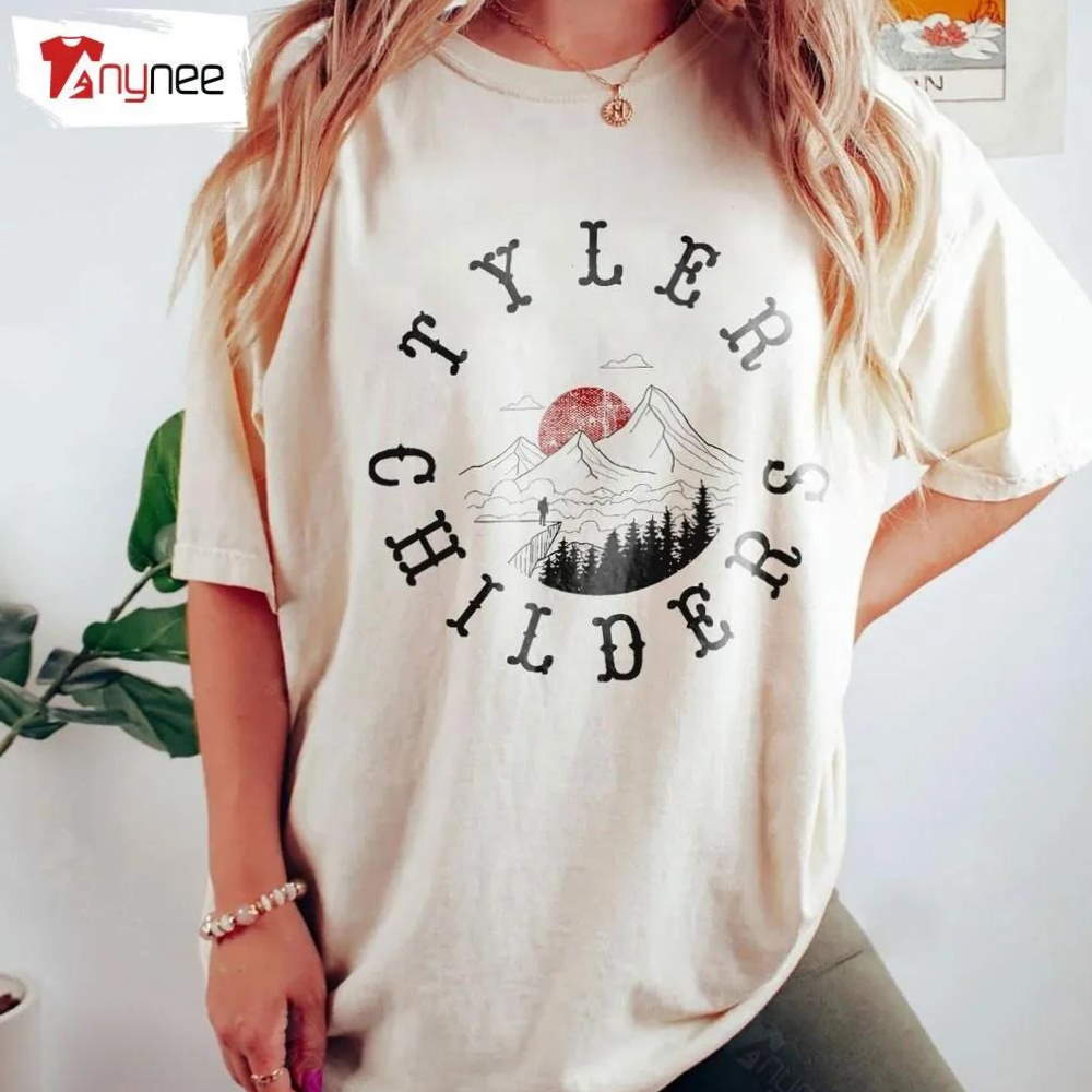 Tyler Childers Mountain Retro Country Music Shirt