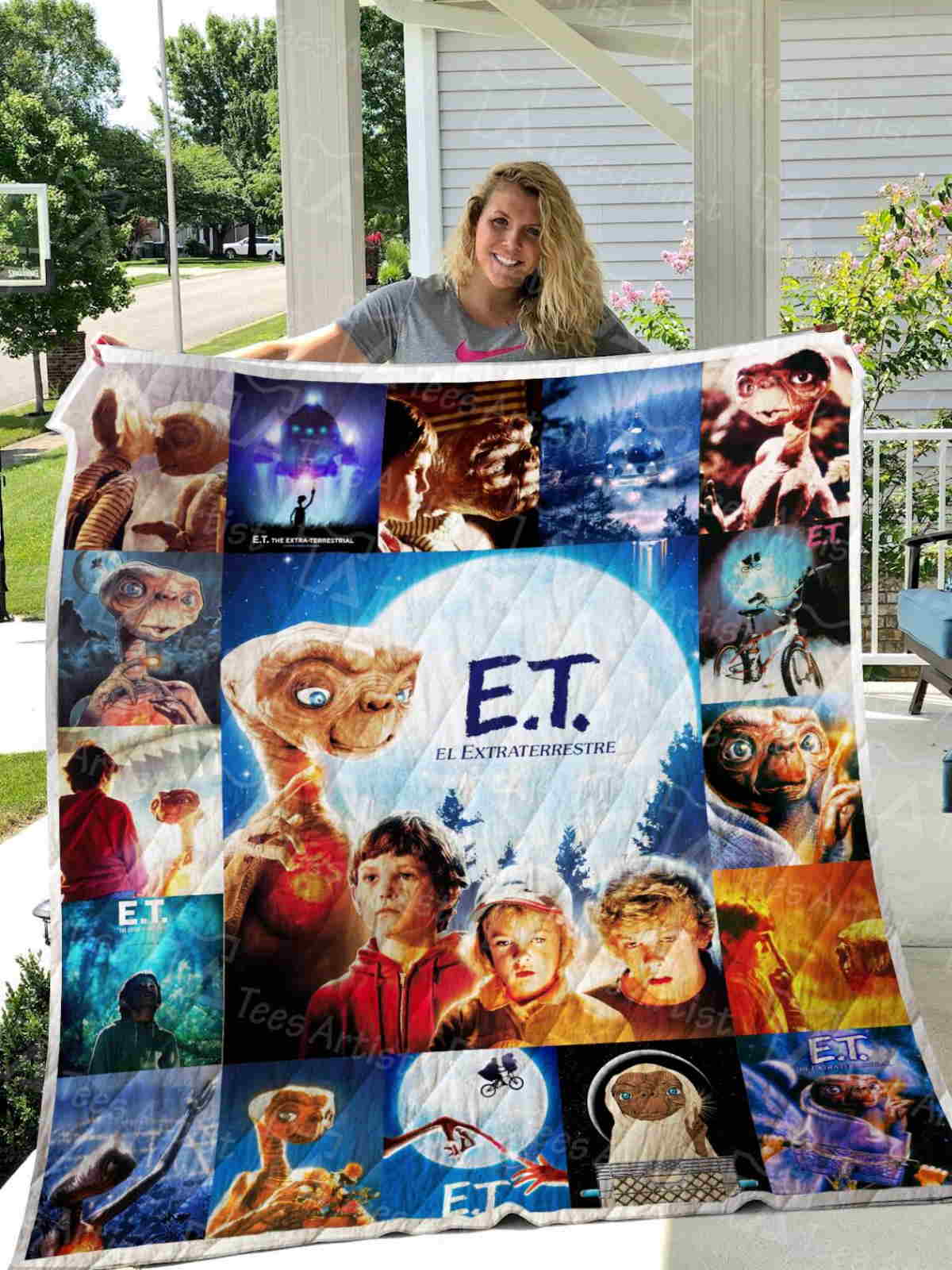 E.T. The Extraterrestrial 3D Quilt Blanket