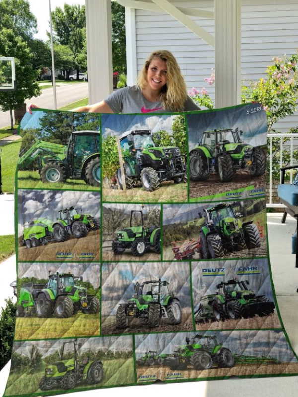 Farm Tractor Green Tractor On Field Quilt Blanket