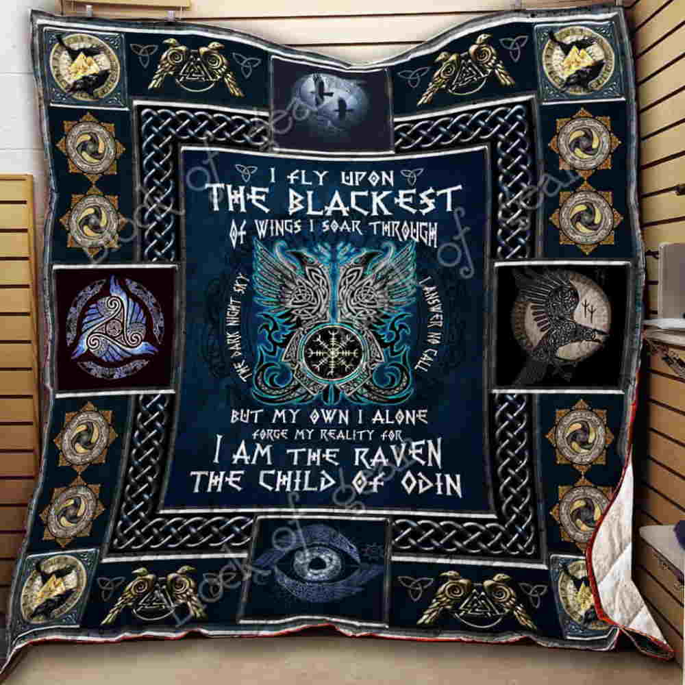 Huginn And Muninnodin’S Ravens Quilt Blanket