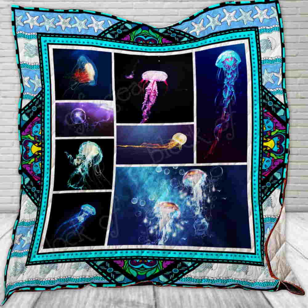 Jellyfish Quilt Blanket