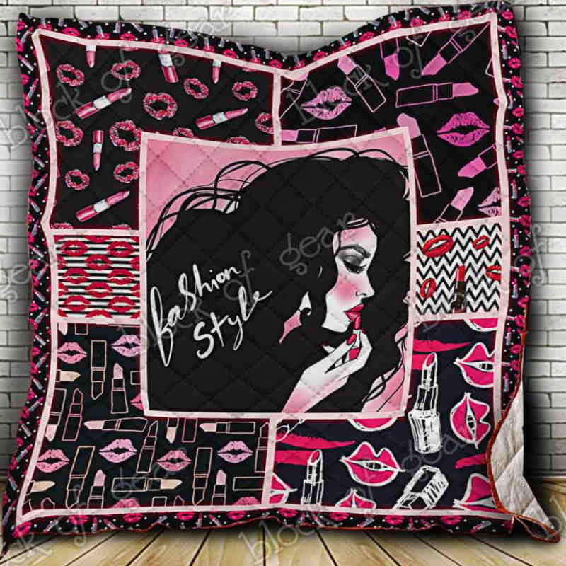 Lipstick Quilt Blanket