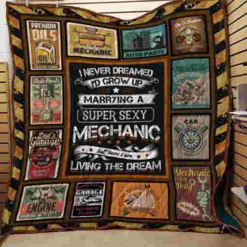 Mechanic Quilt Blanket