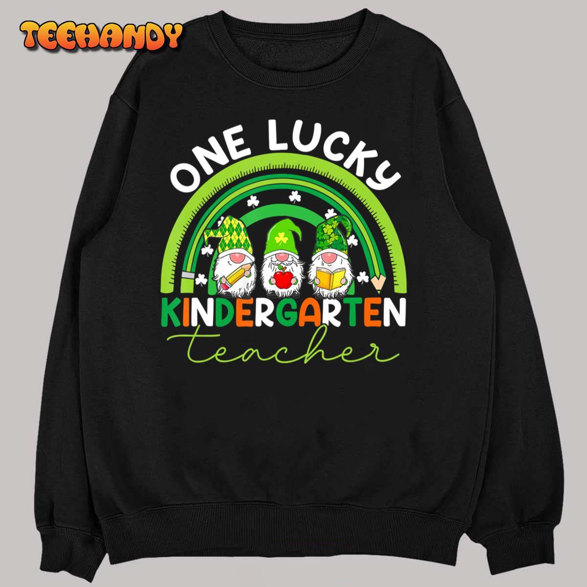 One Lucky Kindergarten Teacher Rainbow Gnome St Patricks Day T-Shirt
