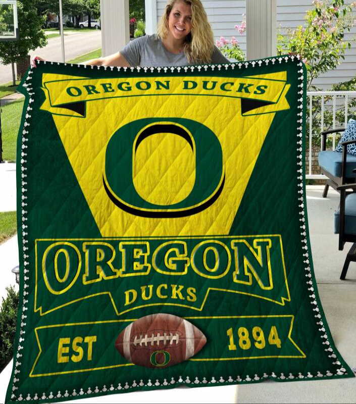 Oregon Ducks Football 3D Quilt Blanket