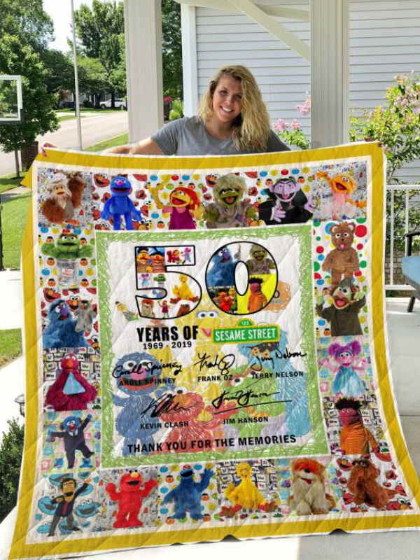 Sesame Street 3D Quilt Blanket