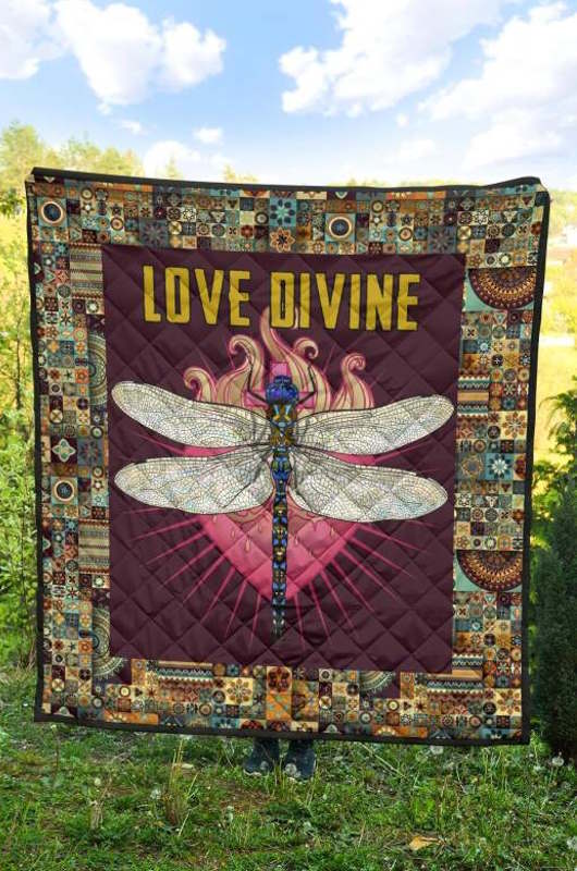 Dragonfly All About Love Quilt Blanket