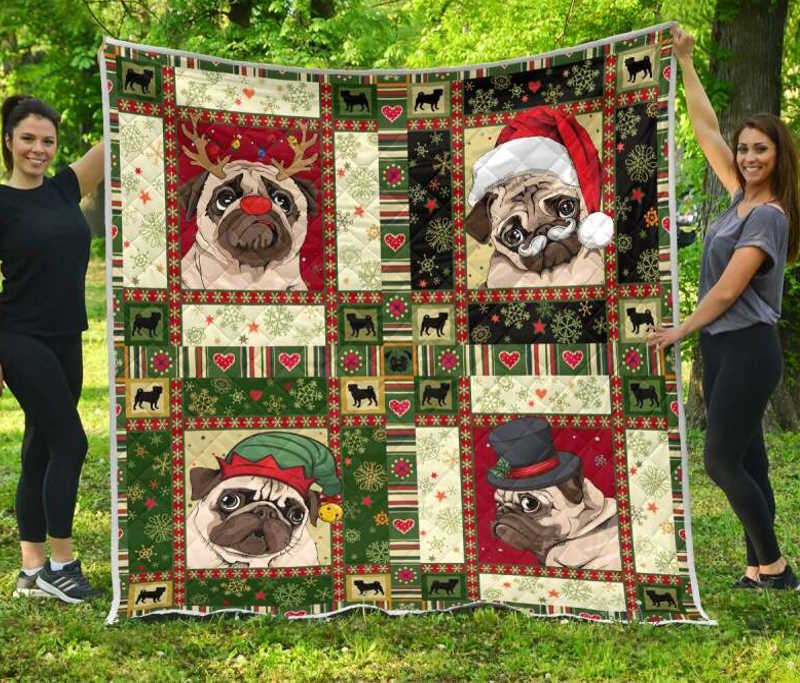 Pug Costum Xmas Quilt Blanket