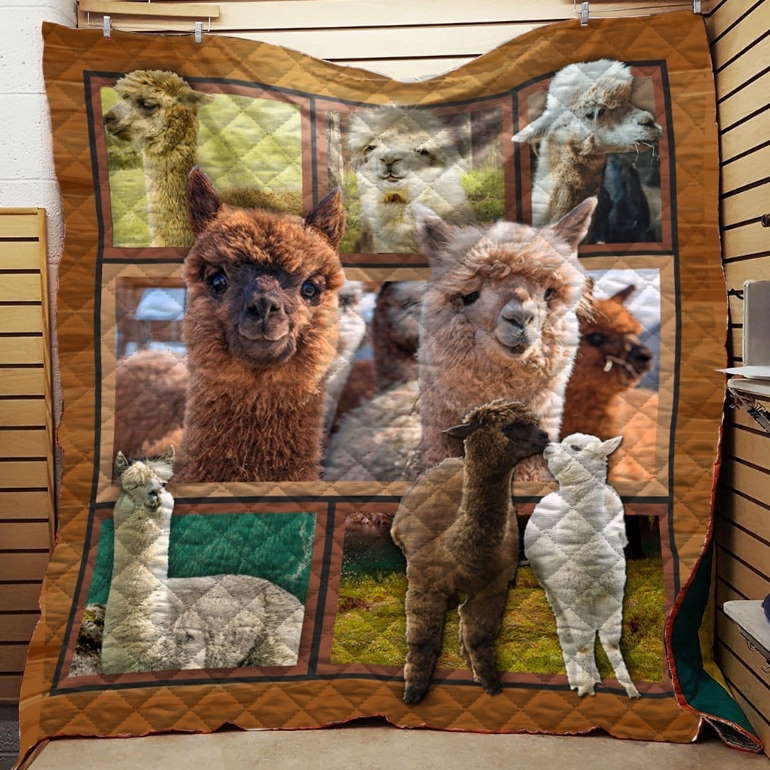 Alpaca 3D Alpaca 3D Quilt Blanket