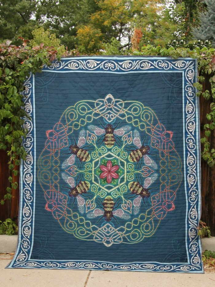 Bee Bee Celtic Pattern 3D Quilt Blanket