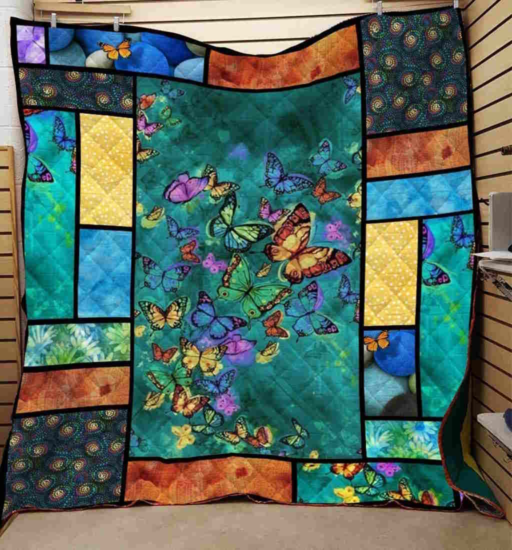 Butterfly We Won’T Stop Christmas Gift Quilt Blanket