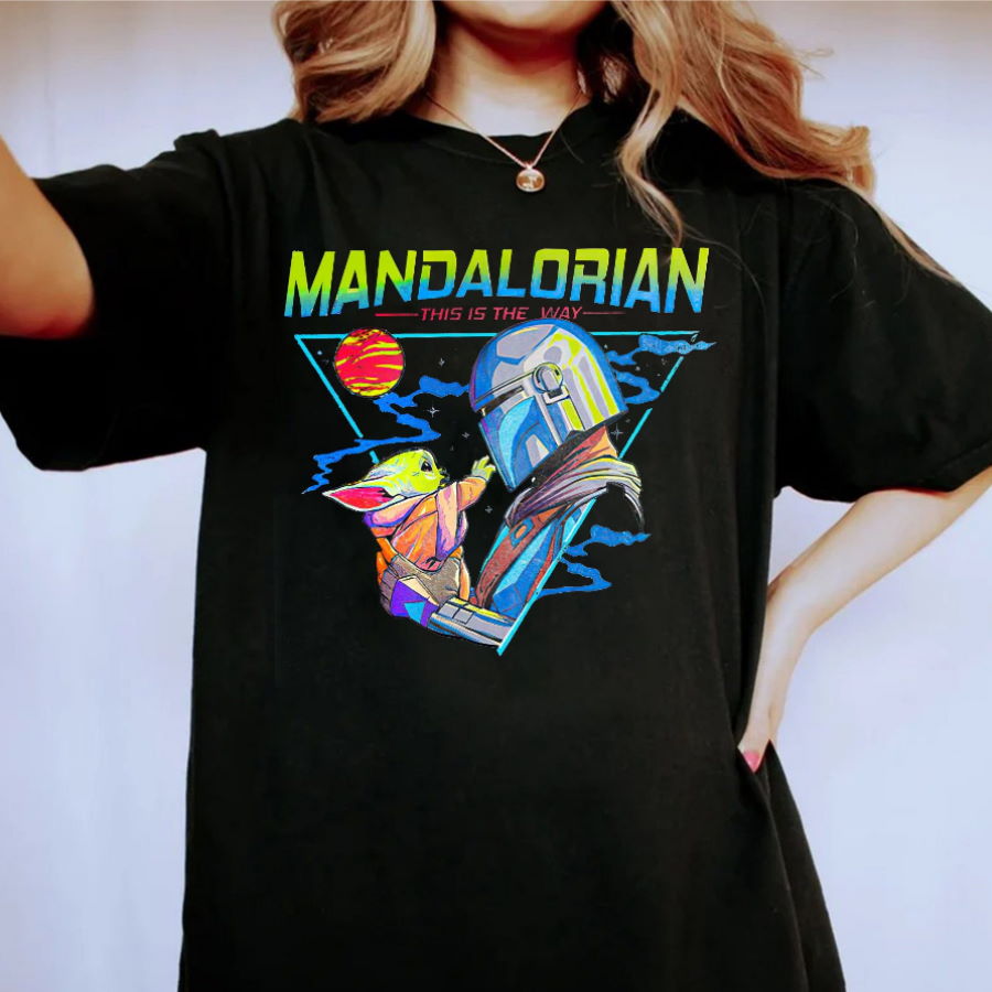 Afgekeurd vergeven Barcelona Mandalorian Grogu Shirt, Mandalorian Crewneck Disney Star Wars Shirt, Baby  Yoda Shirt