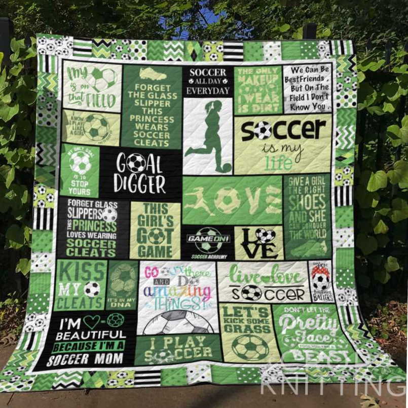 Play Soccer Girl 3D Customized Quilt Blanket