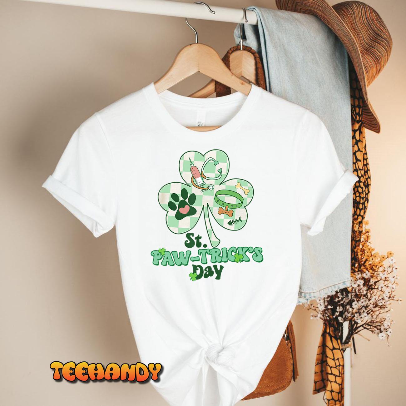 St Paw-trick’s Day Irish Shamrock Dog Lover St Patrick’s Day T-Shirt