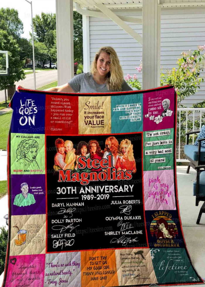 Steel Magnolias 3D Quilt Blanket