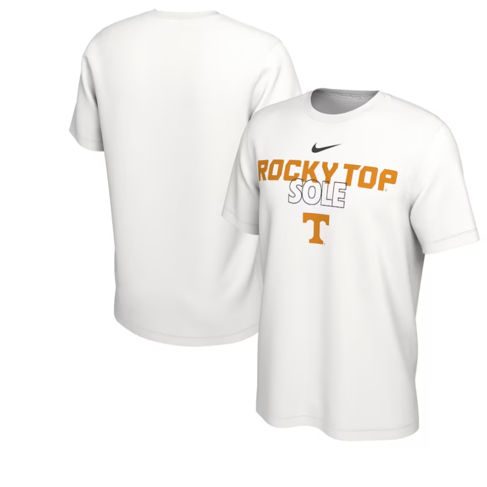 Tennessee Volunteers On Court Bench T-Shirt