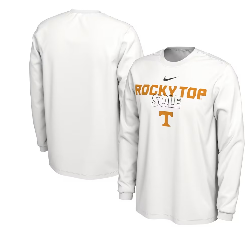 Tennessee Volunteers On Court Long Sleeve T-Shirt