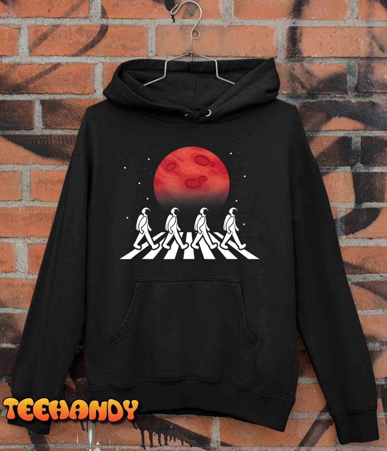 Astronaut Crossing Road Mars Planet Cosmonaut Spaceman T-Shirt