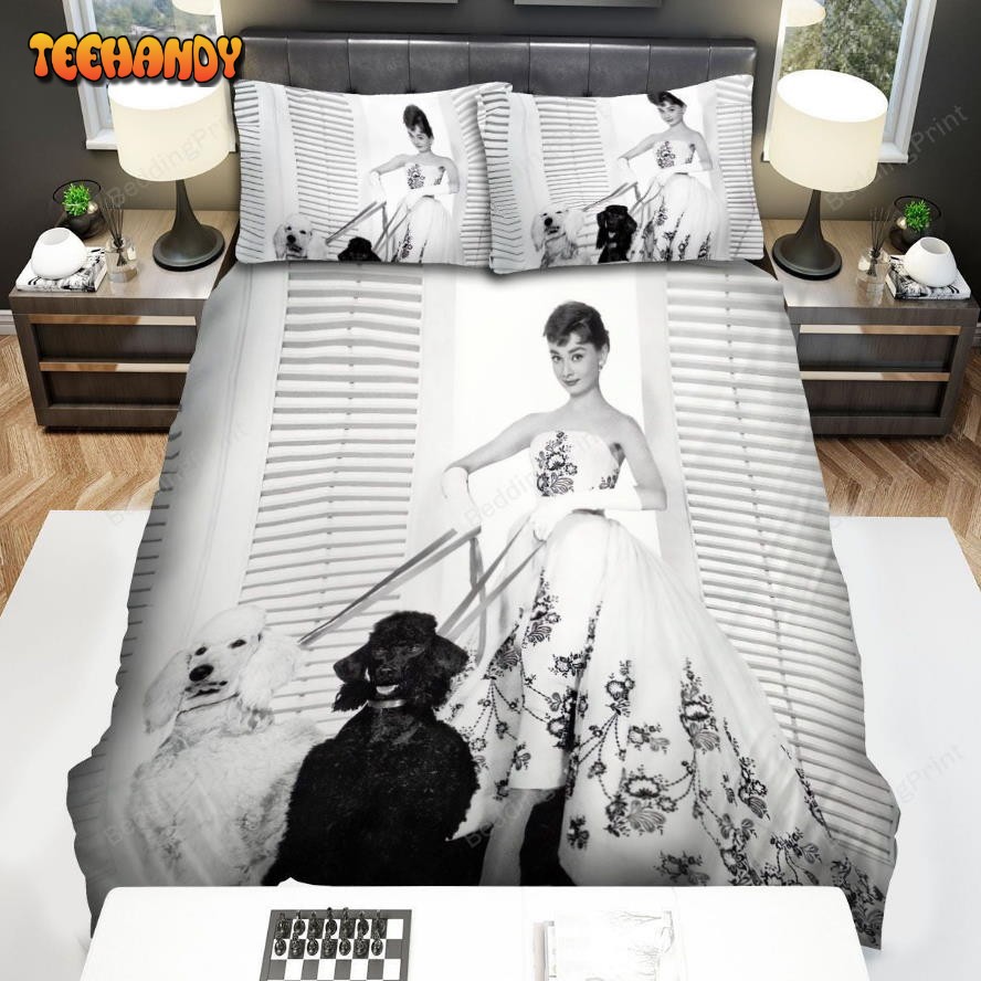 Audrey Hepburn Walking The Black And White Dogs Bedding Sets