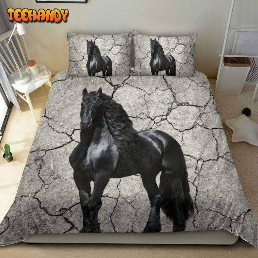 Beautiful Black Horse Bedding Set